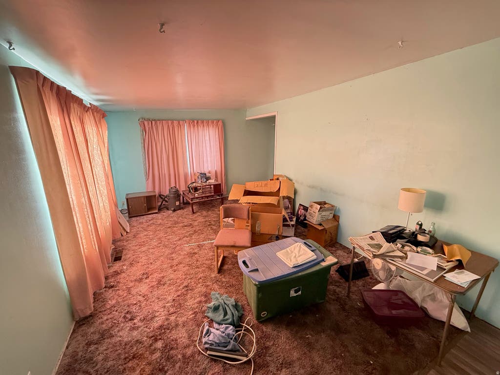 Photo of 4934 S 1470 W, Salt Lake City, UT 84123 (MLS # 2178334)