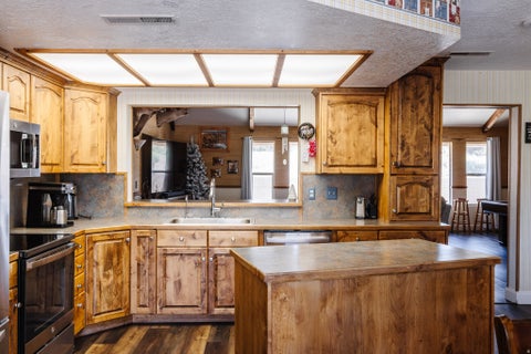 Tiny photo for 1470 REDWOOD TREE ST, Saint George, UT 84790 (MLS # 2170739)