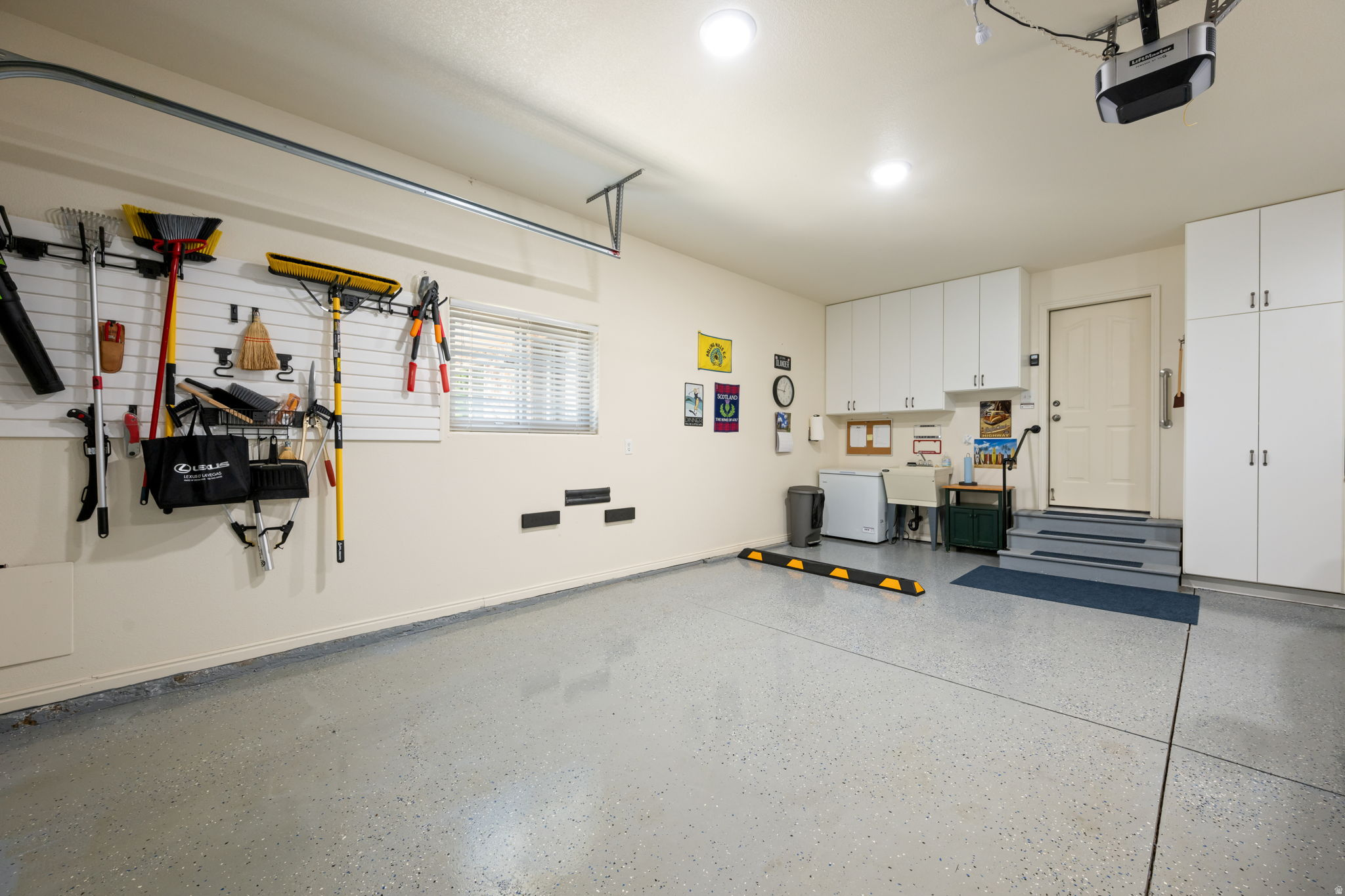 PINION HILLS - Residential