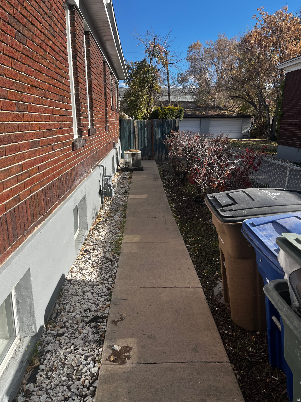 PITTS SUB - Residential Income