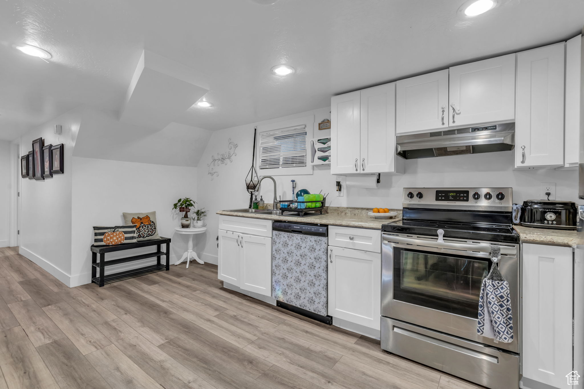 PITTS SUB - Residential Income