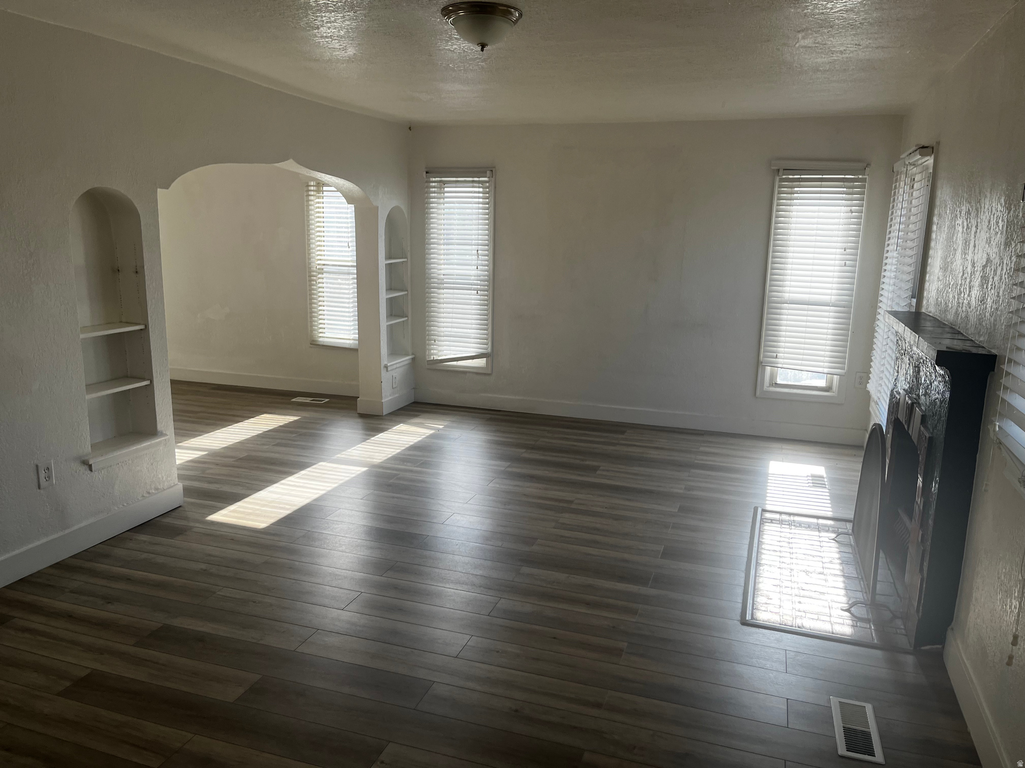 PITTS SUB - Residential Income