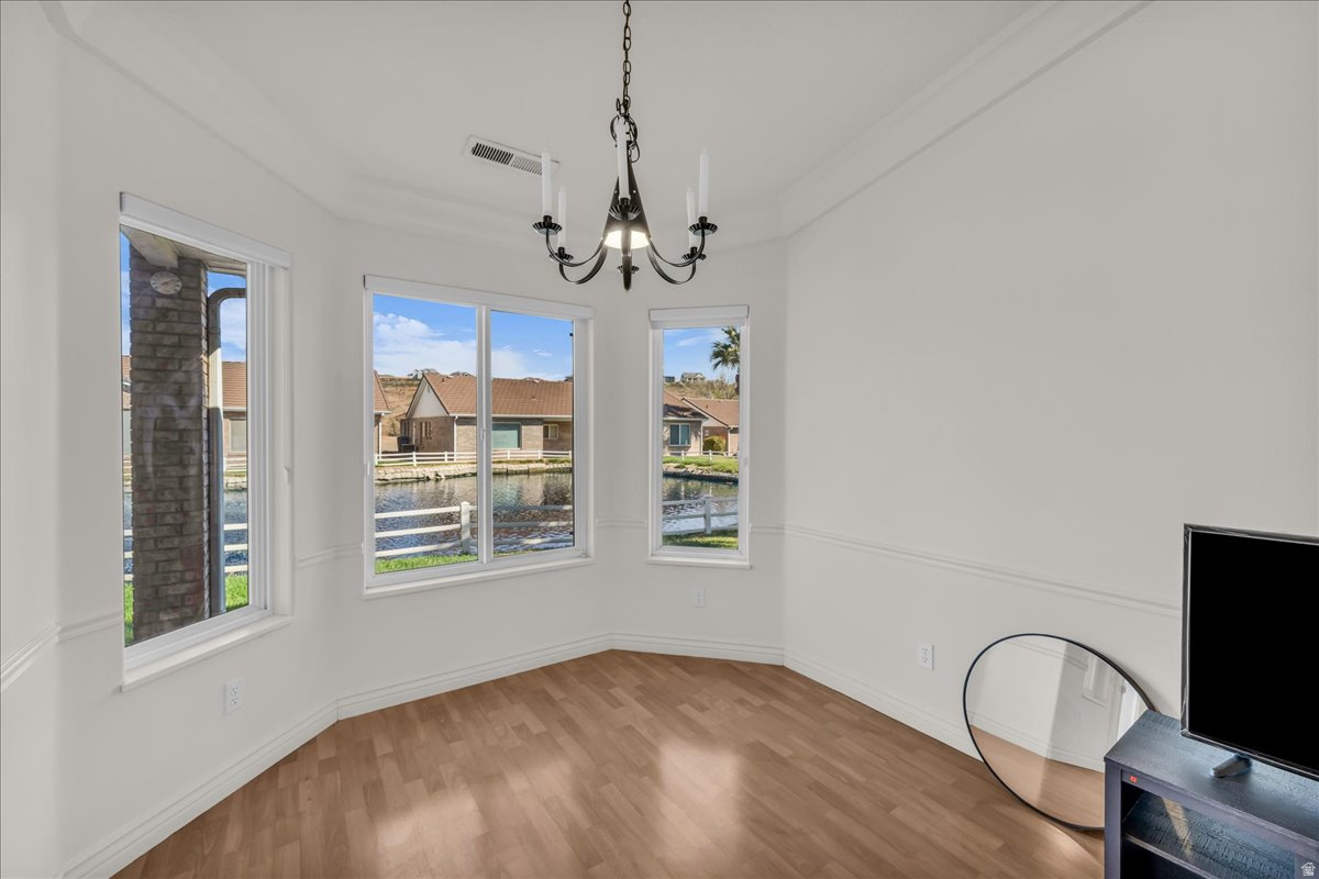 MEADOW CREEK - Residential