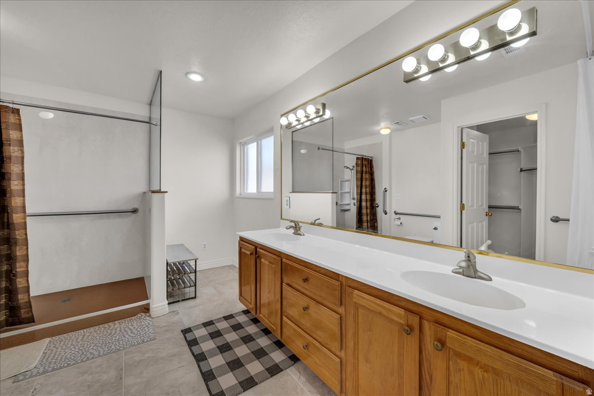 MEADOW CREEK - Residential