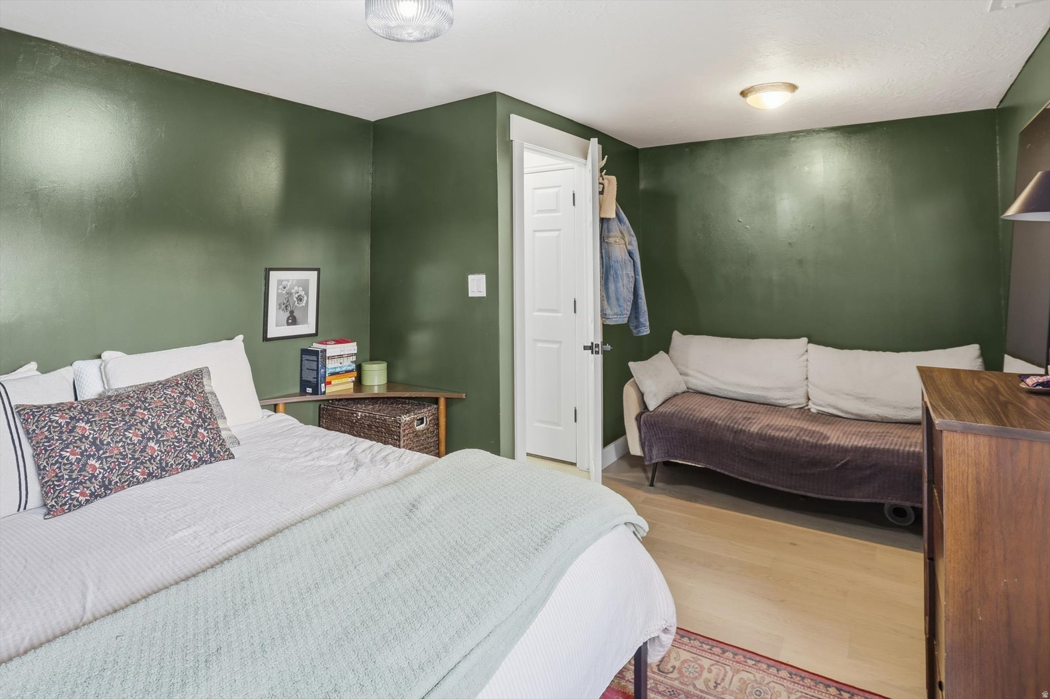 ARGYLE ACRES - Residential