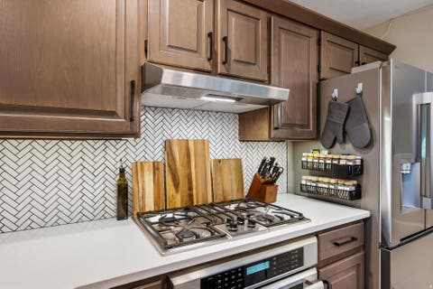 Tiny photo for 1112 E EAGLE RIDGE CIR, Sandy, UT 84094 (MLS # 2175702)