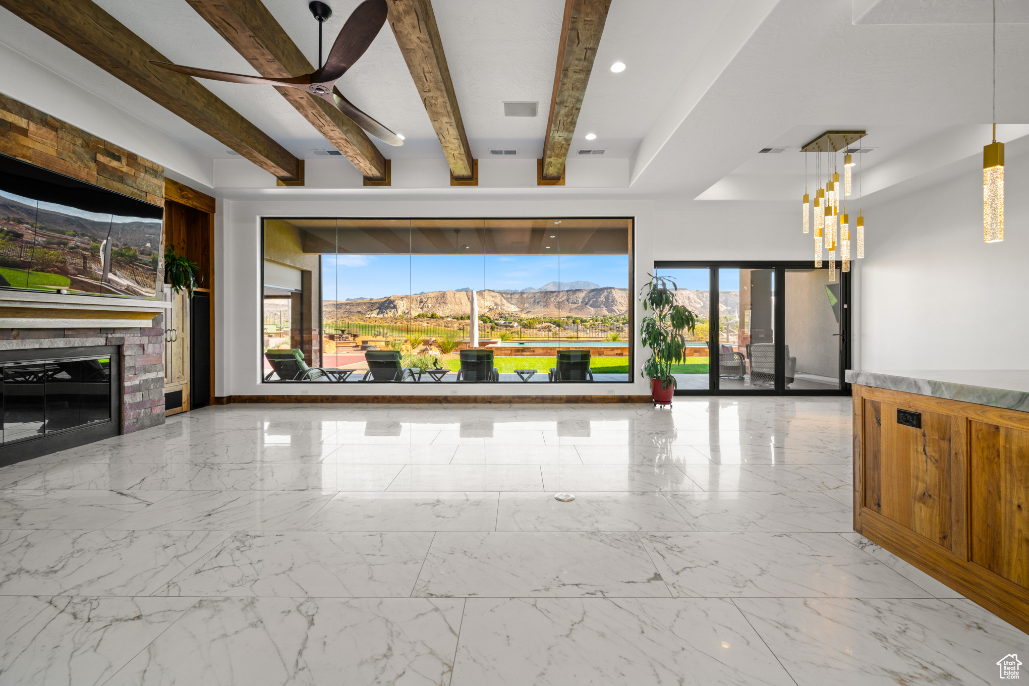 LEDGES OF ST GEORGE - Residential