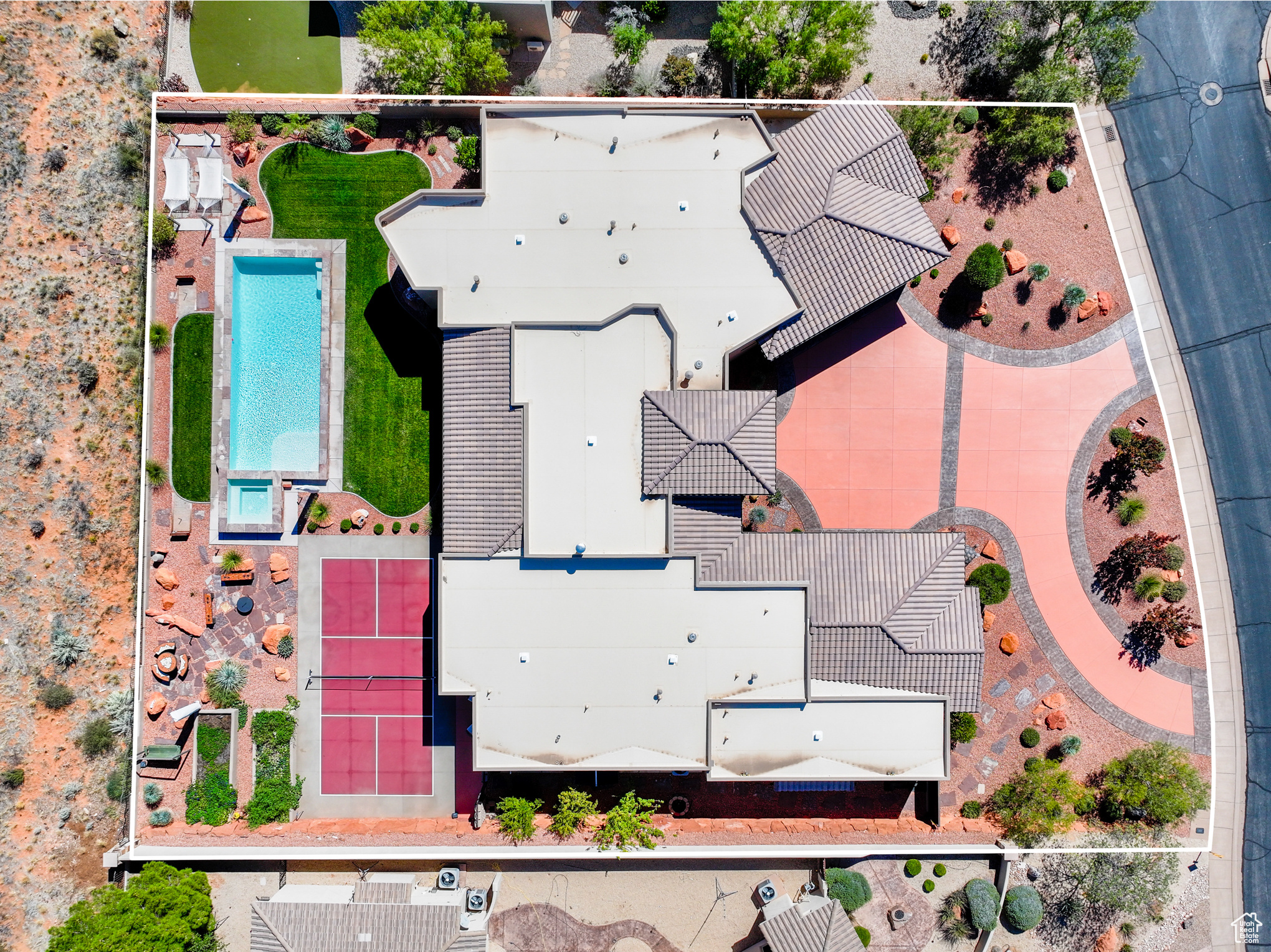 LEDGES OF ST GEORGE - Residential