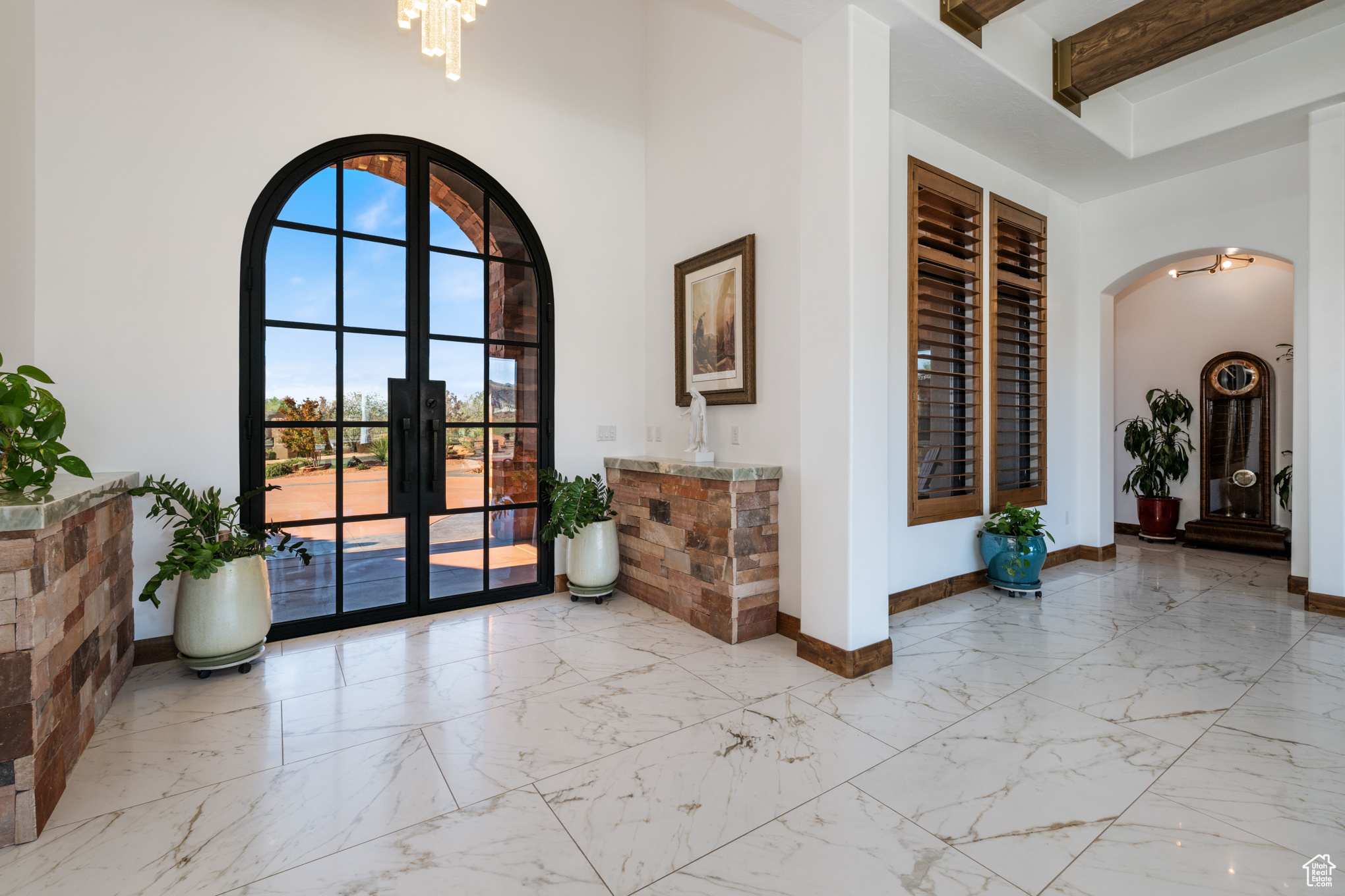 LEDGES OF ST GEORGE - Residential