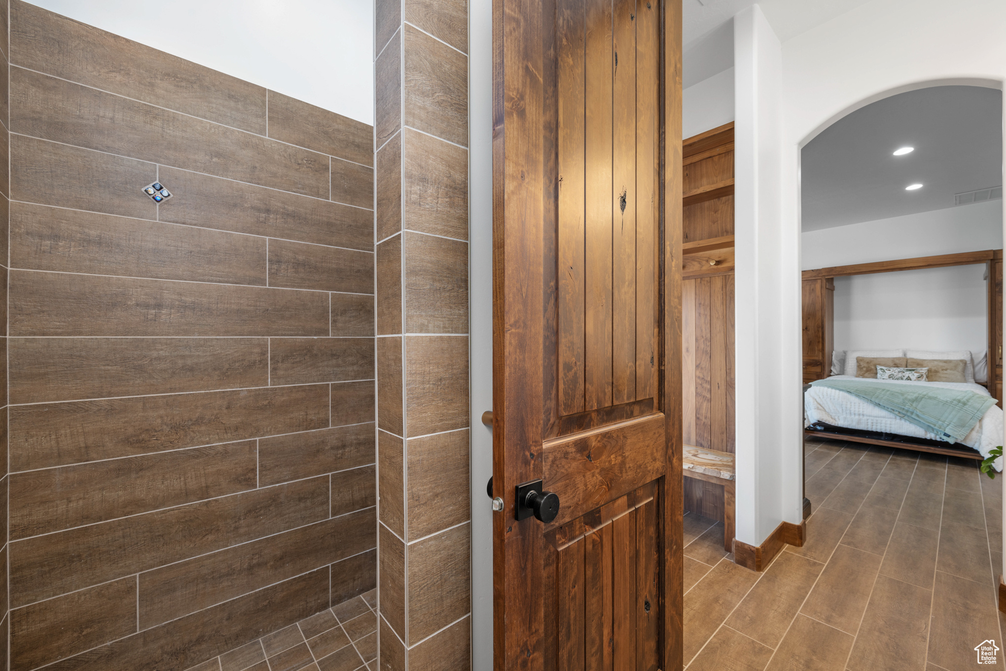 LEDGES OF ST GEORGE - Residential