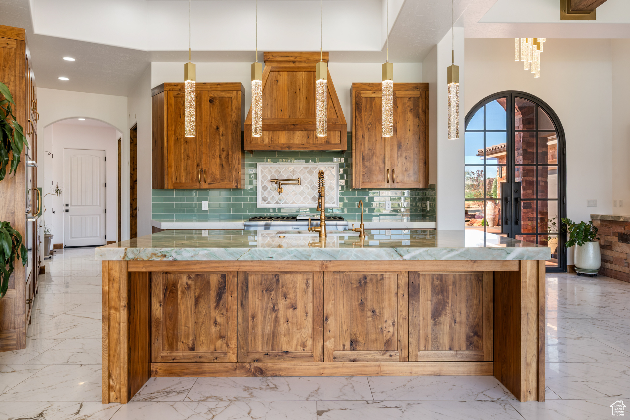 LEDGES OF ST GEORGE - Residential