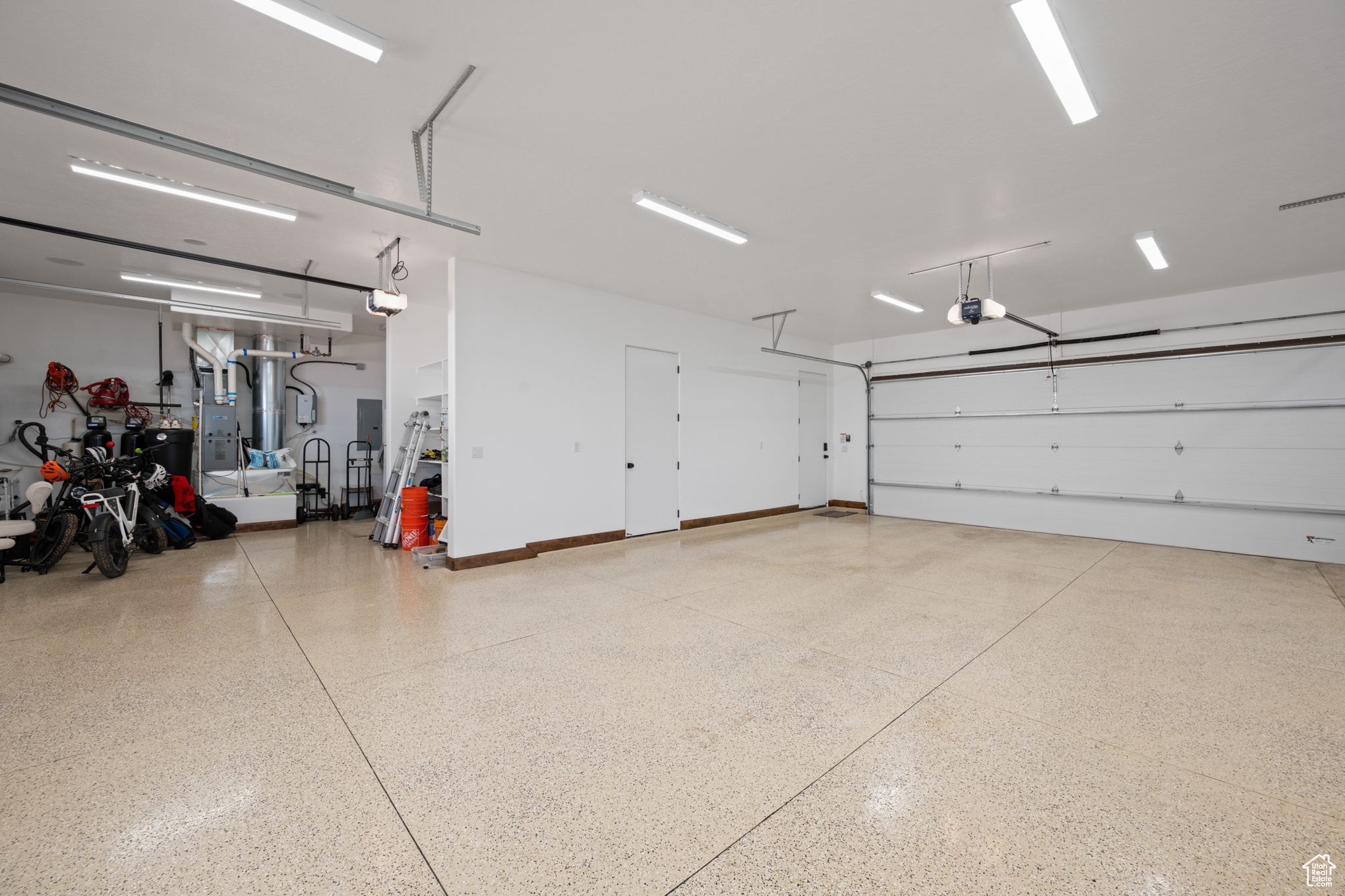 LEDGES OF ST GEORGE - Residential