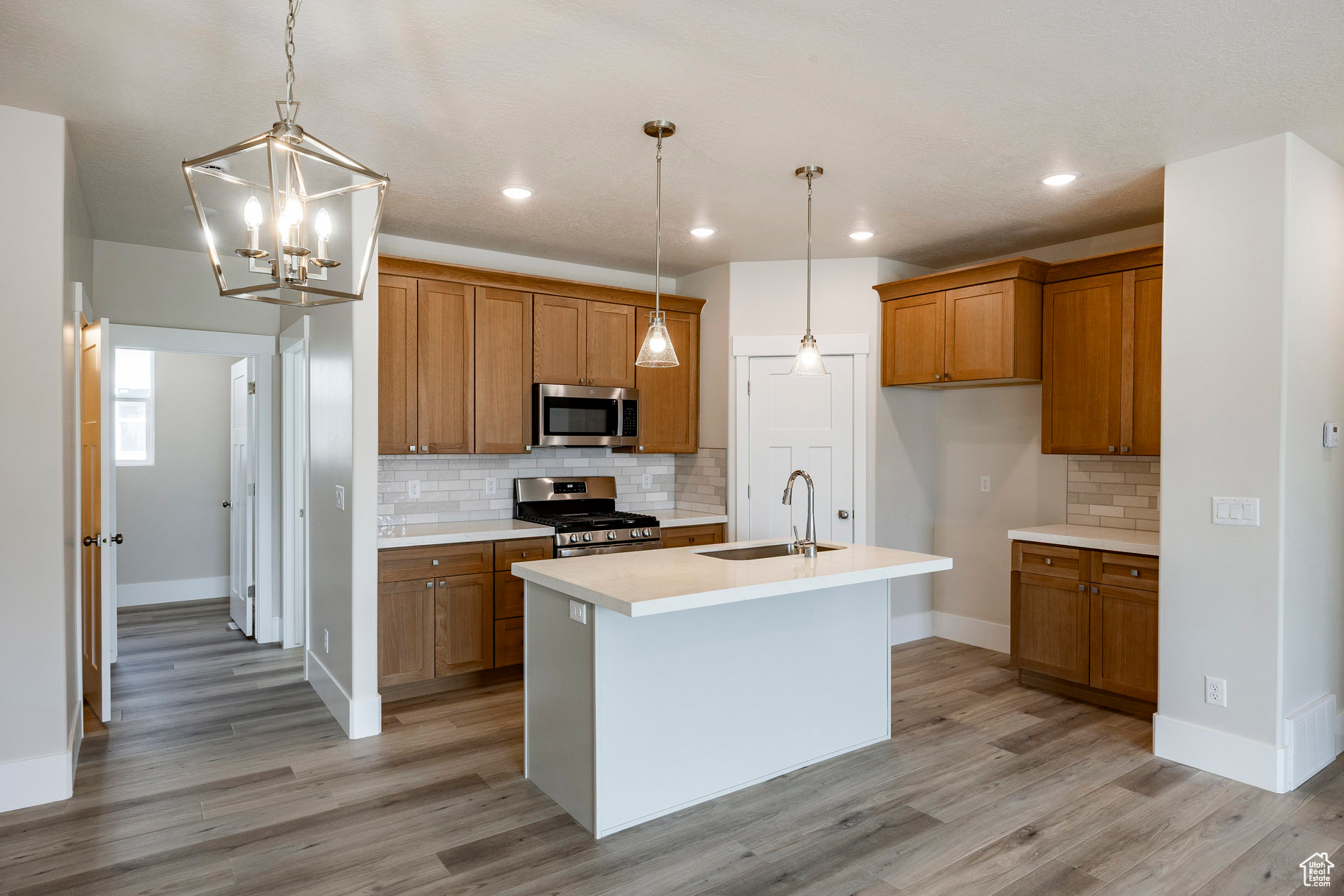RIDGE - Residential