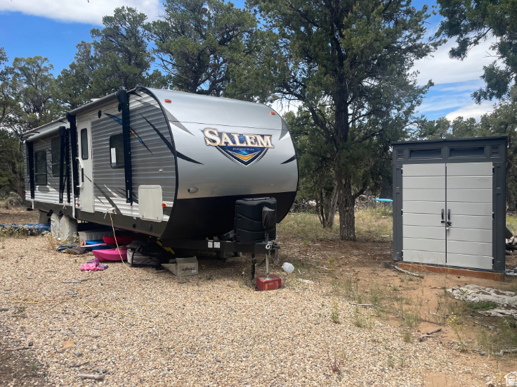 ORANGE MOUNTAIN - Land