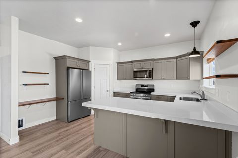 Tiny photo for 779 N STALLION DR, Spanish Fork, UT 84660 (MLS # 2173691)