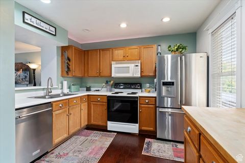 Tiny photo for 1179 W DUN ROBIN CT, Murray, UT 84123 (MLS # 2119283)