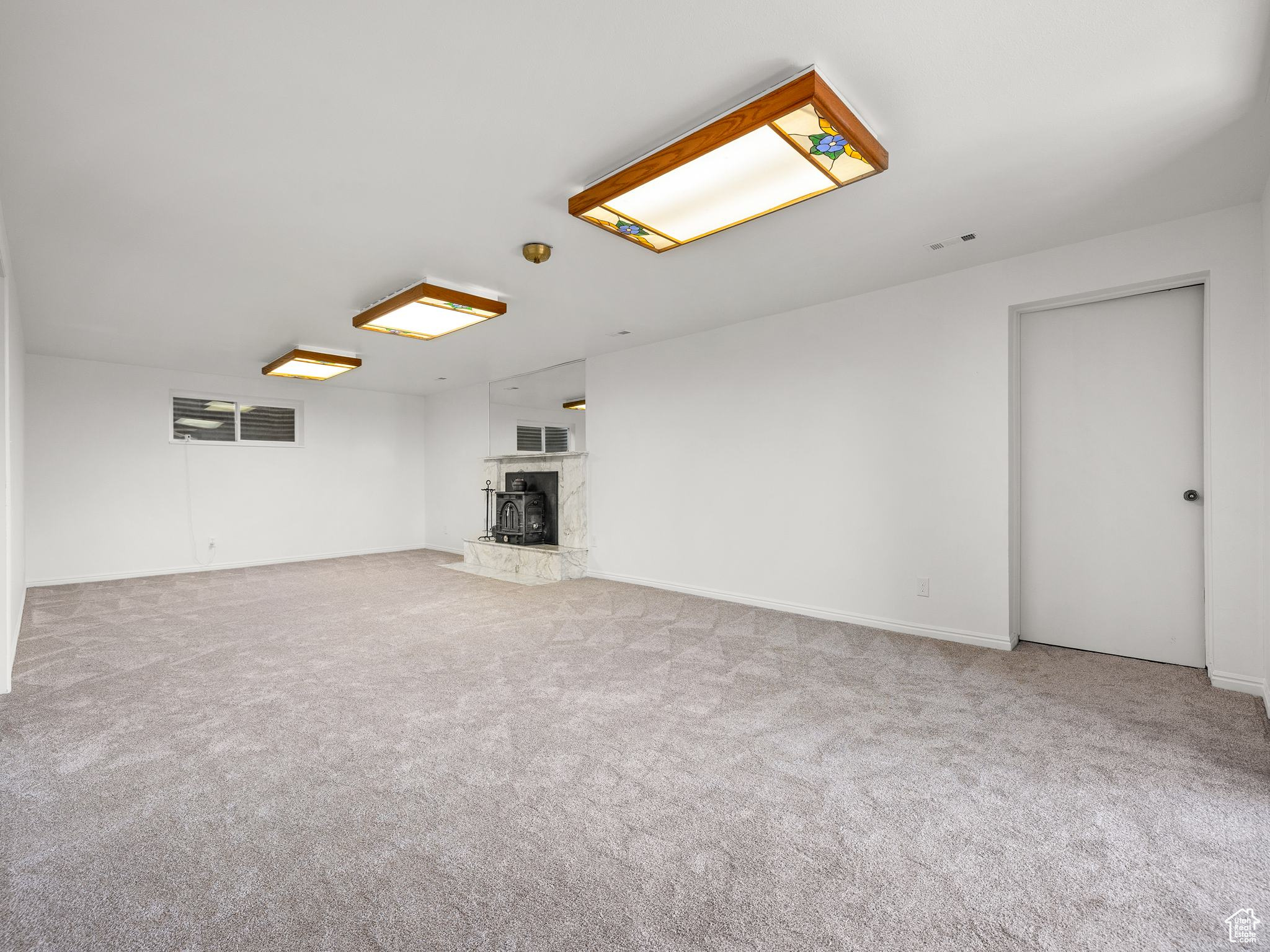 D ANNA B - Residential