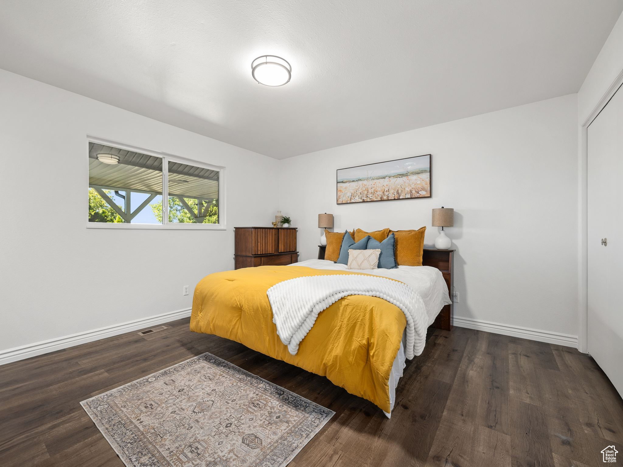 D ANNA B - Residential