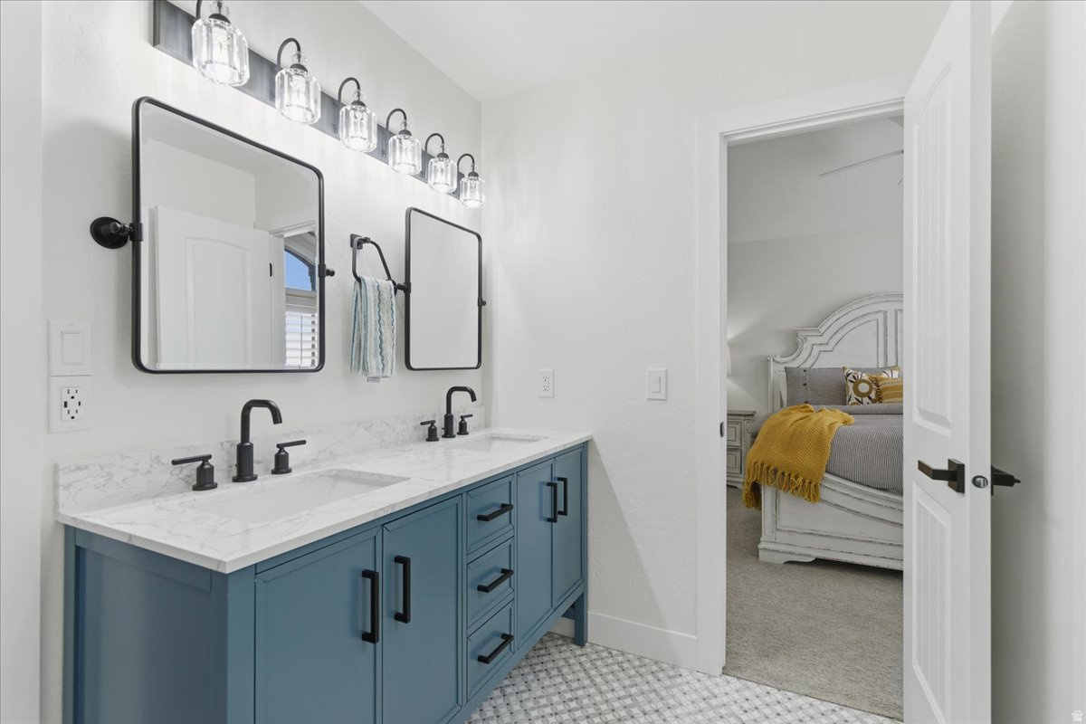 SOMERSET RIDGE - Residential