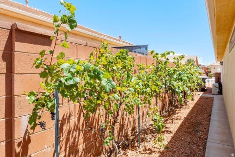 Tiny photo for 2714 W 410 N, Hurricane, UT 84737 (MLS # 2173801)