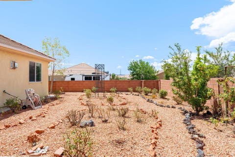 Tiny photo for 2714 W 410 N, Hurricane, UT 84737 (MLS # 2173801)