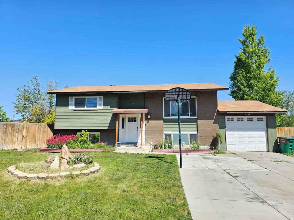 Photo of 3500 W 6875 S, West Jordan, UT 84084 (MLS # 2180607)