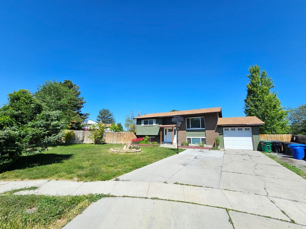 Photo of 3500 W 6875 S, West Jordan, UT 84084 (MLS # 2180607)