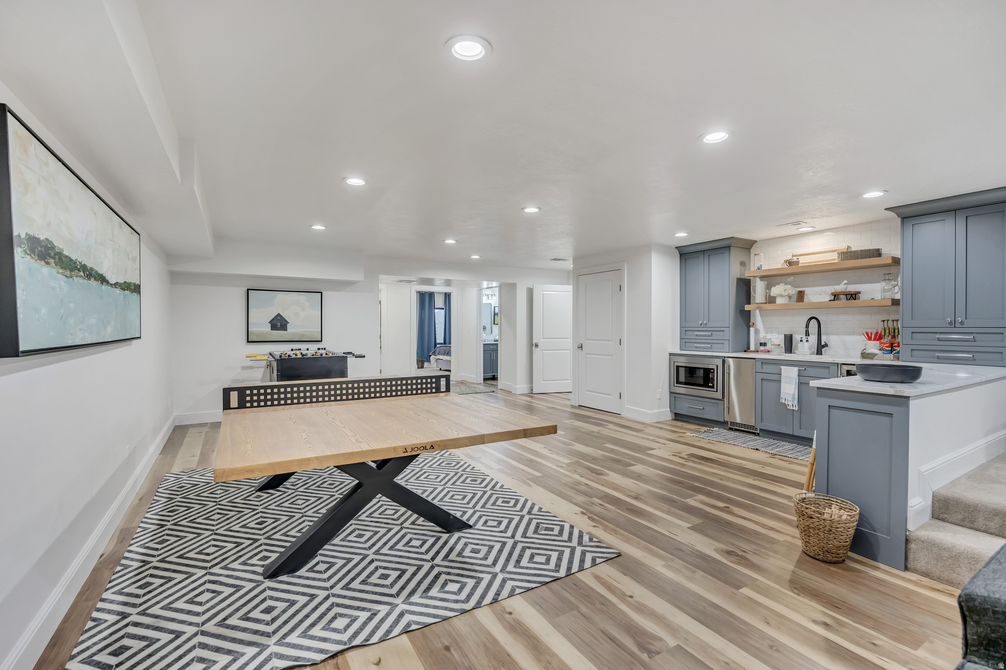 PINEVIEW POINT - Residential