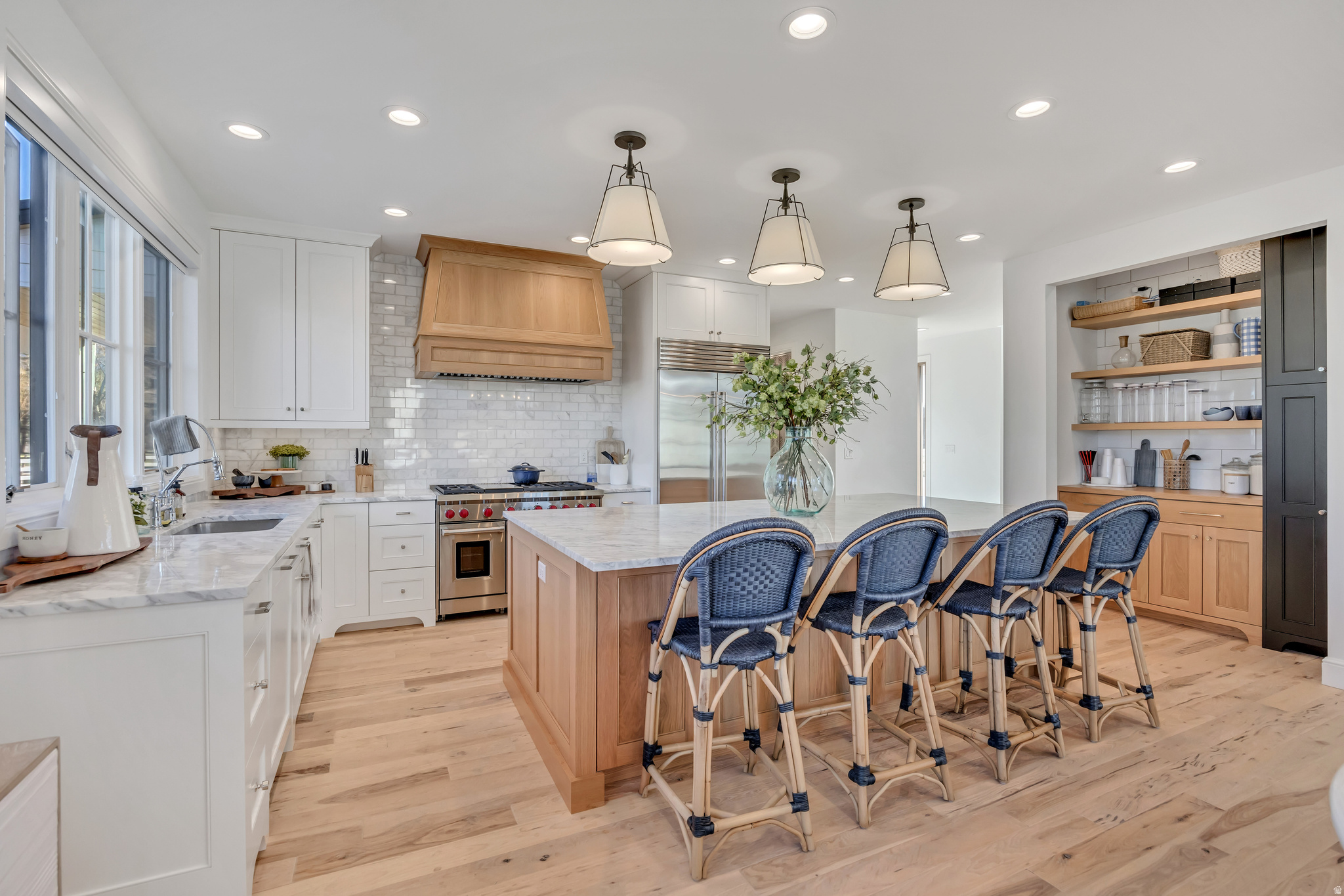 PINEVIEW POINT - Residential