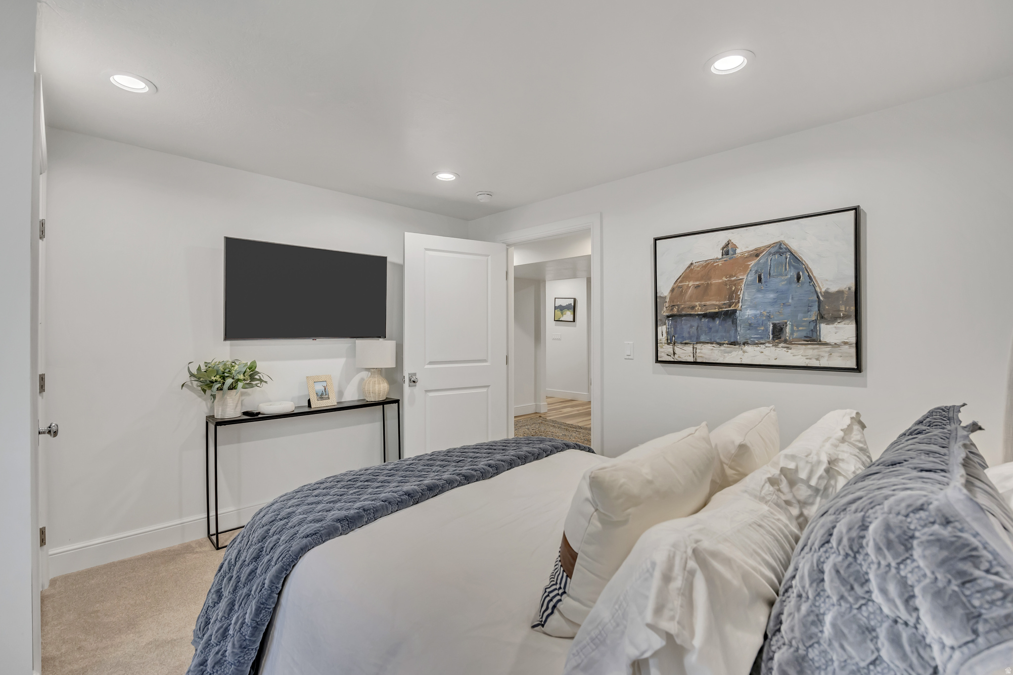 PINEVIEW POINT - Residential