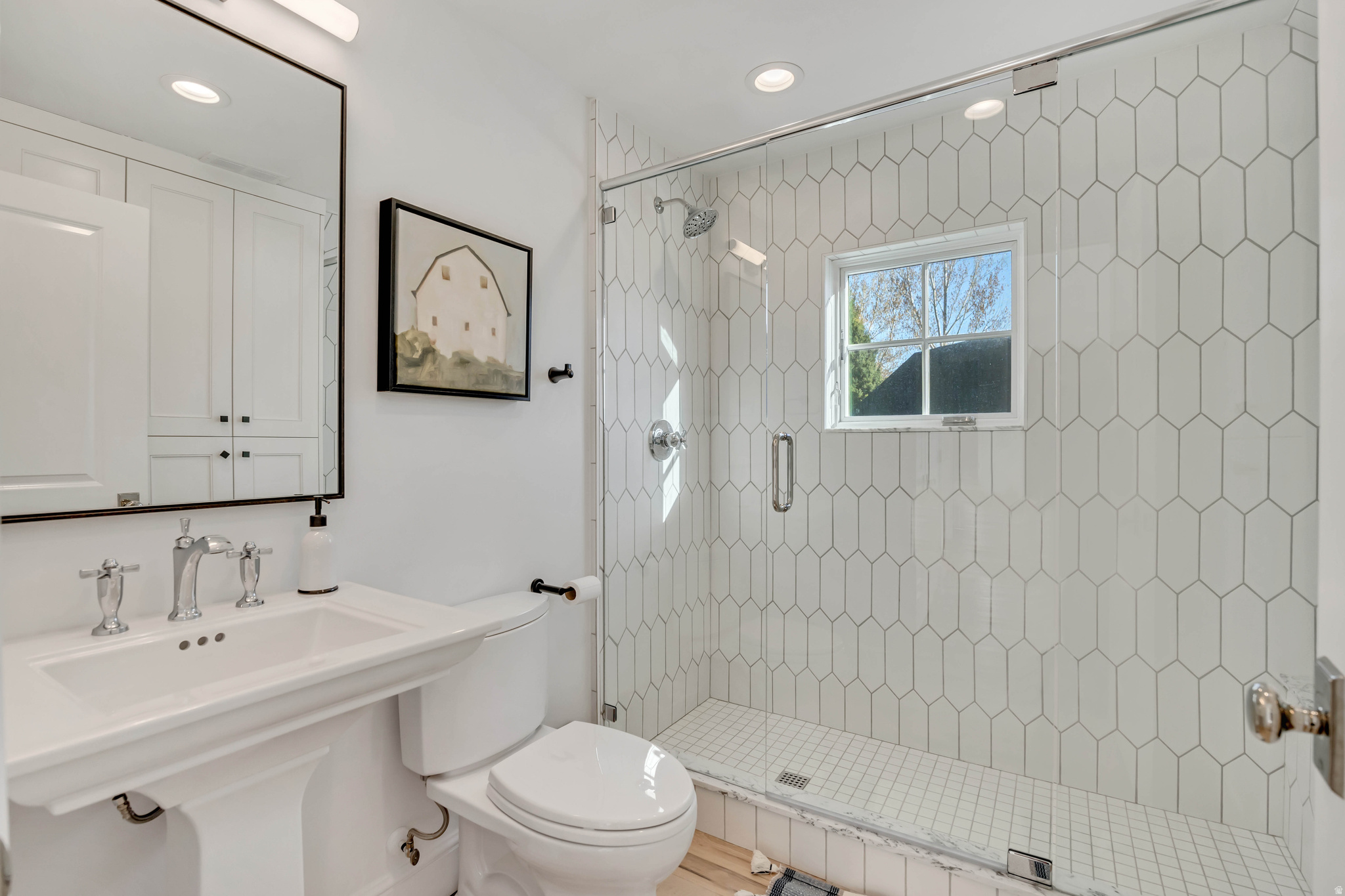 PINEVIEW POINT - Residential