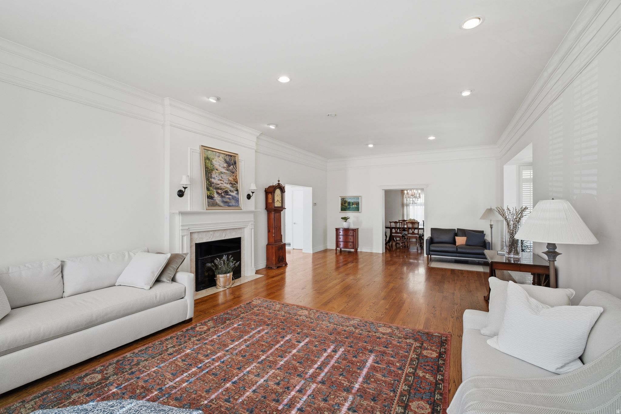 THE AVENUES - Residential