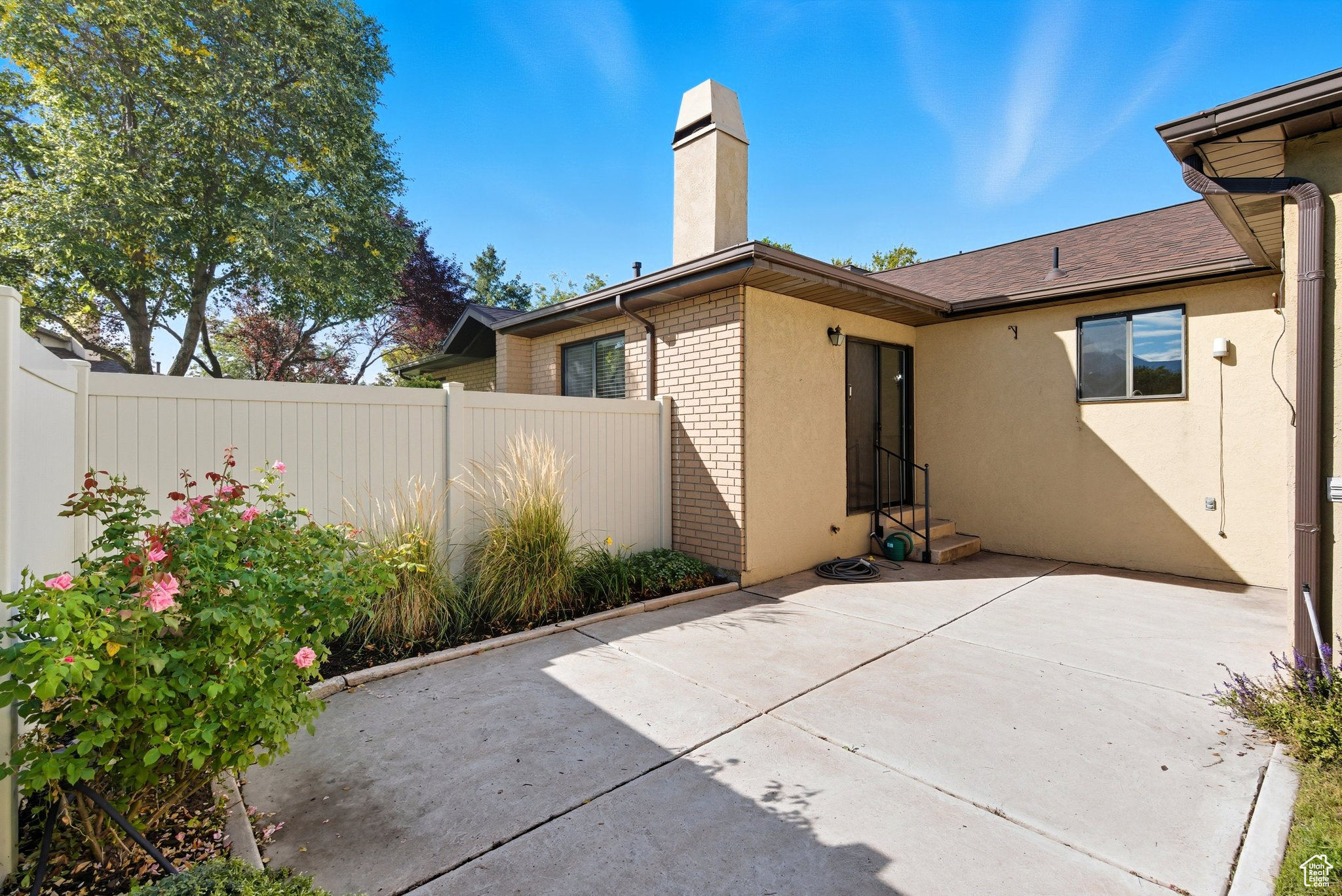 HARVEST LANE - Residential