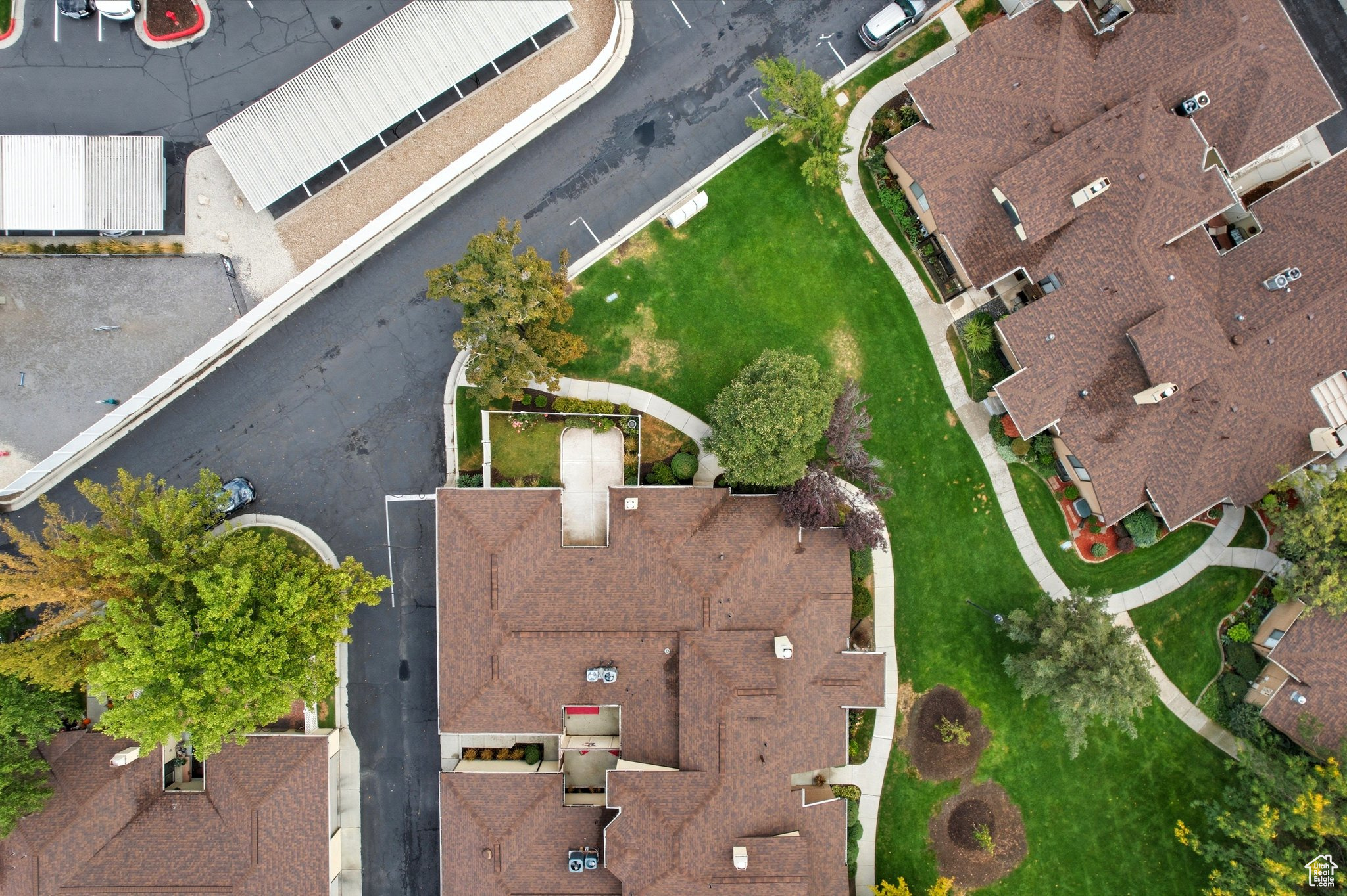 HARVEST LANE - Residential