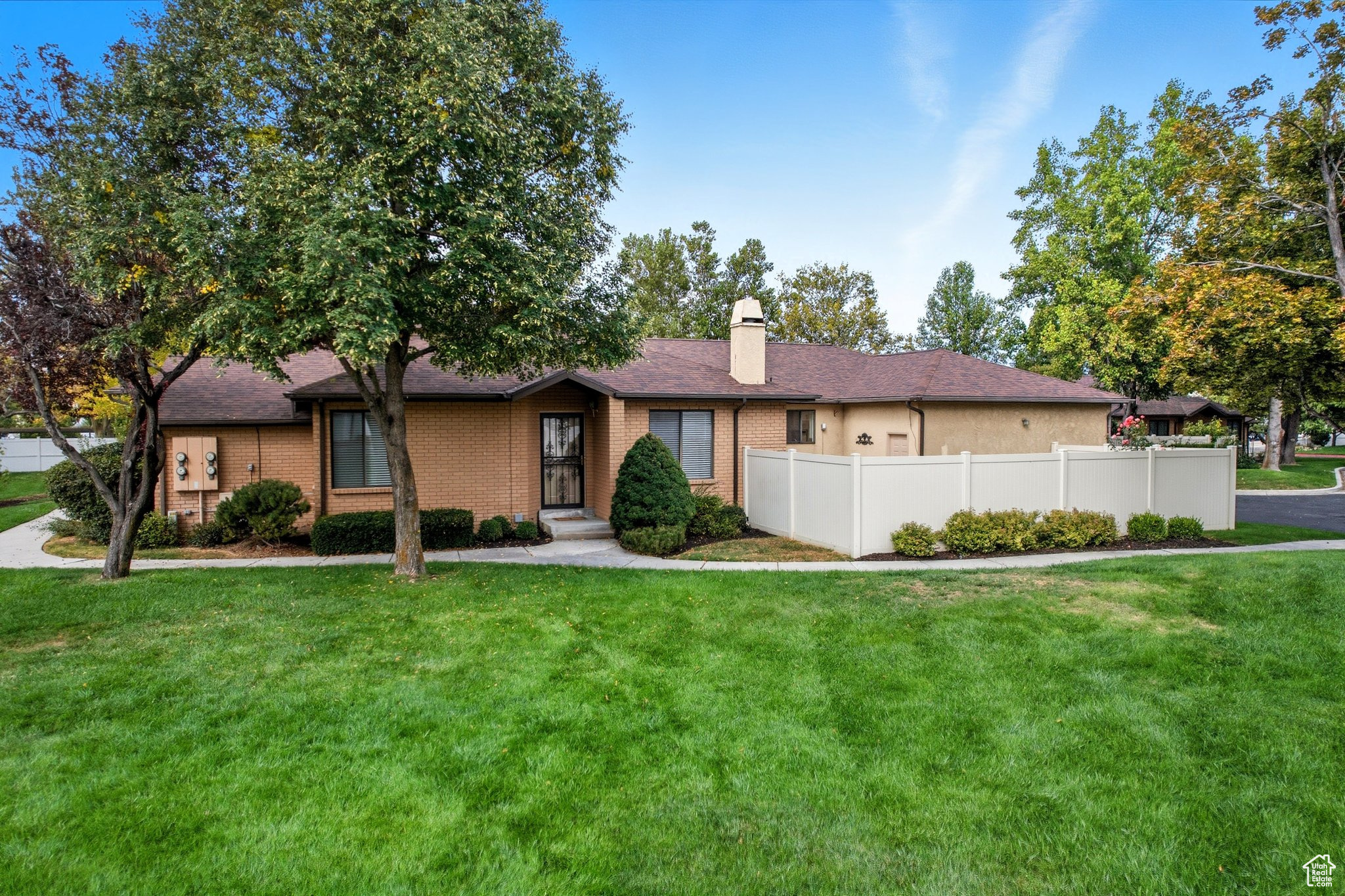 HARVEST LANE - Residential