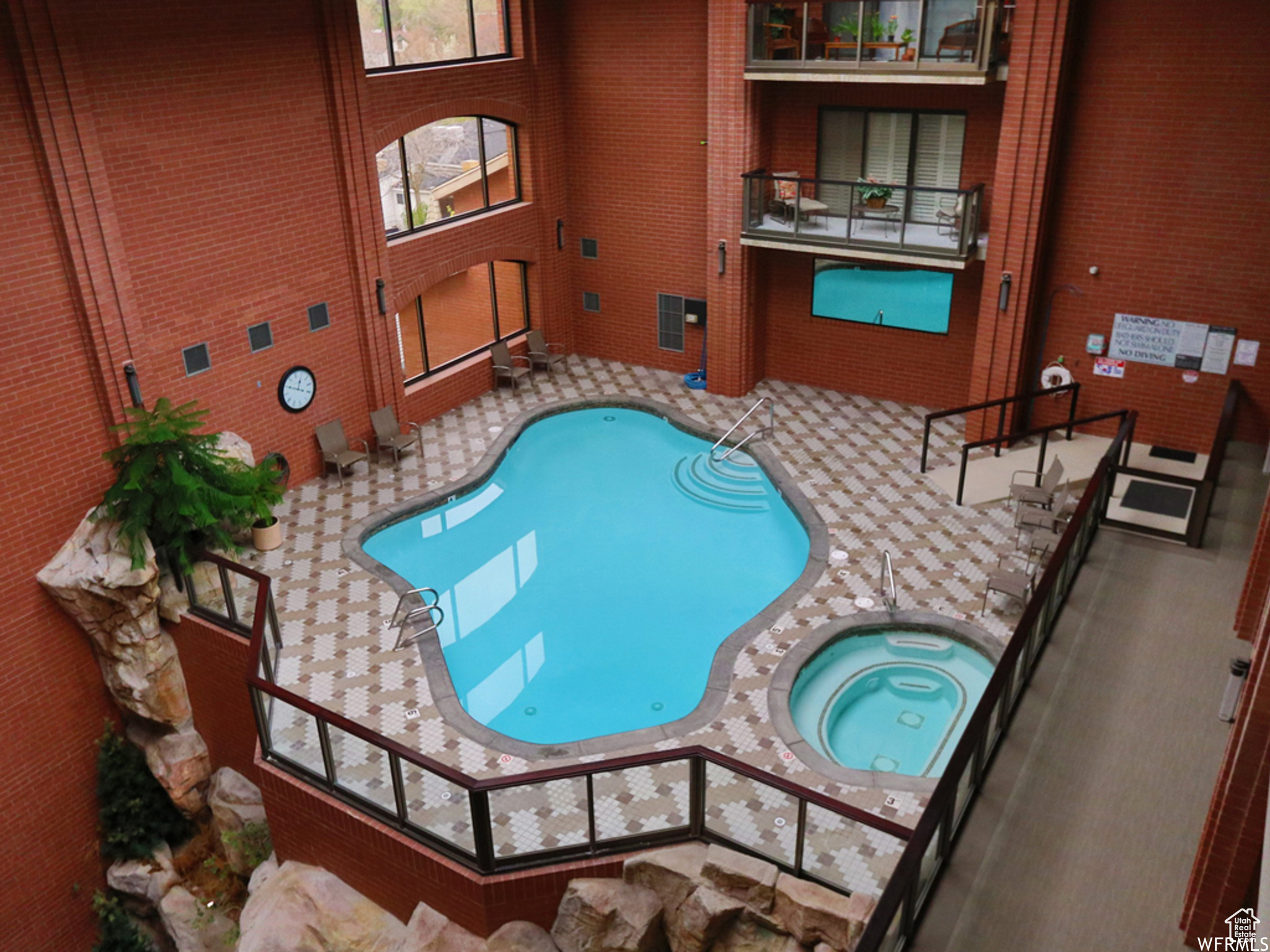 TERRACE FALLS - Residential