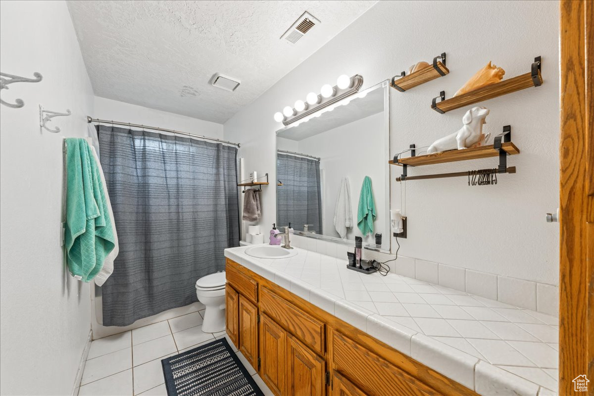 BLOOMINGTON HILLS 7A - Residential