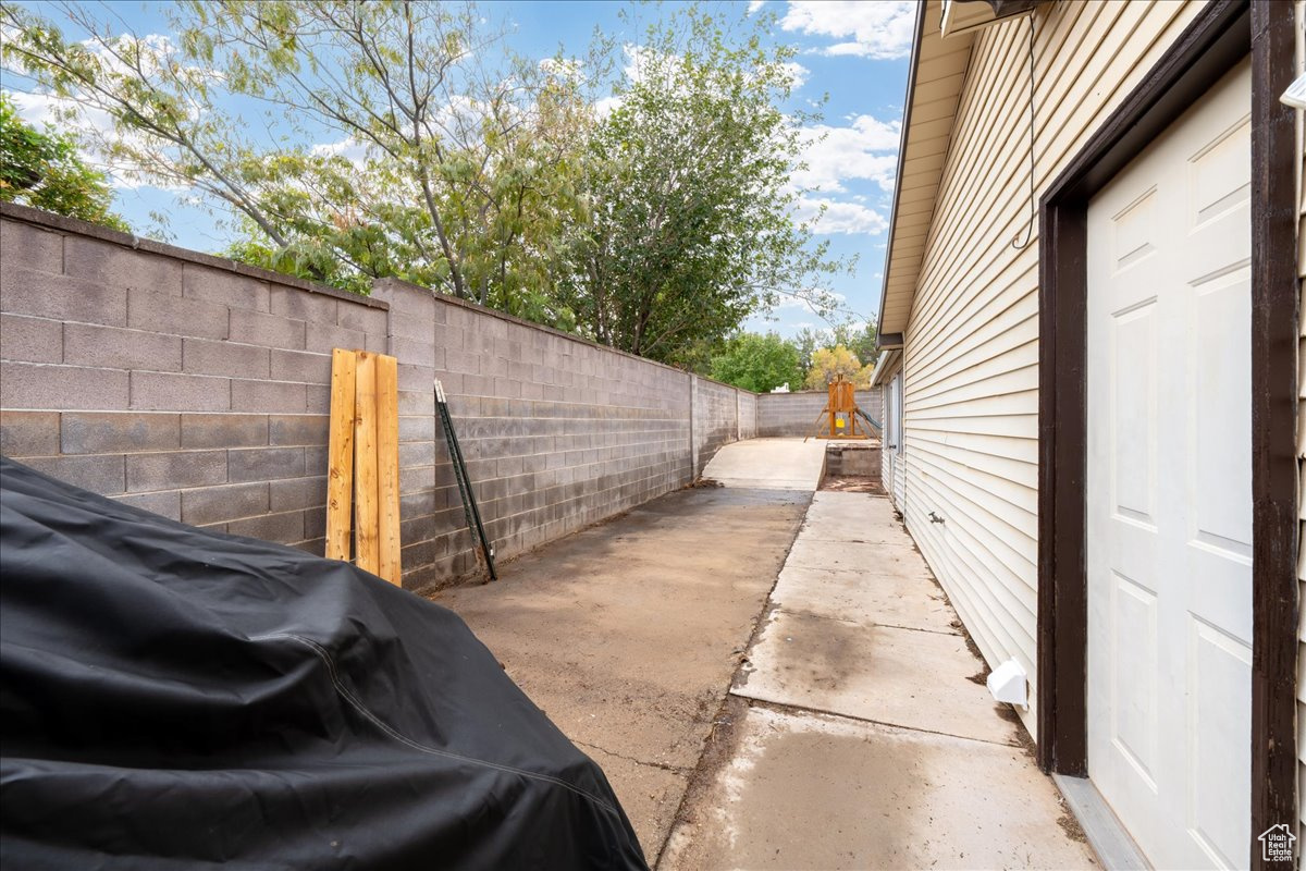 BLOOMINGTON HILLS 7A - Residential