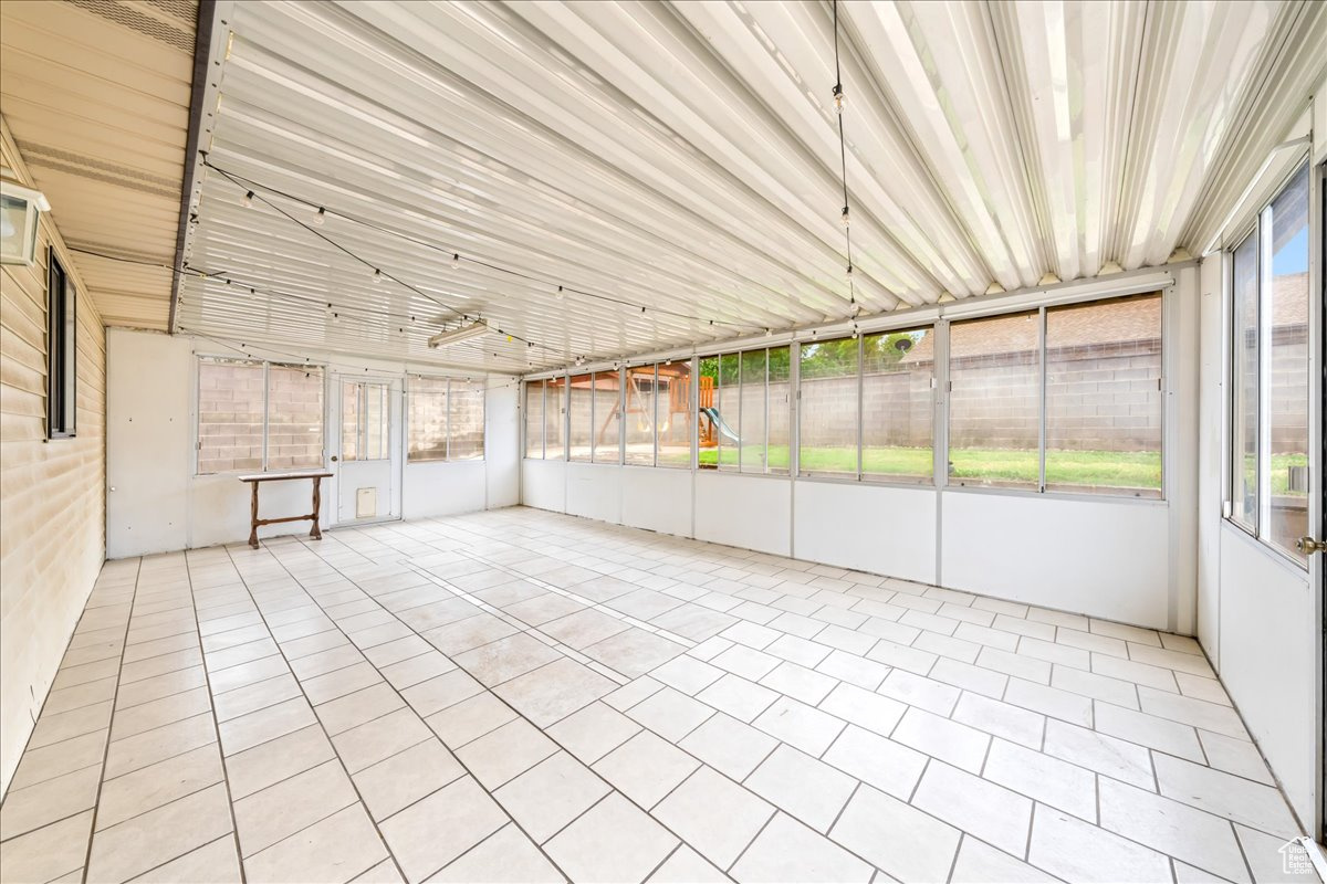 BLOOMINGTON HILLS 7A - Residential