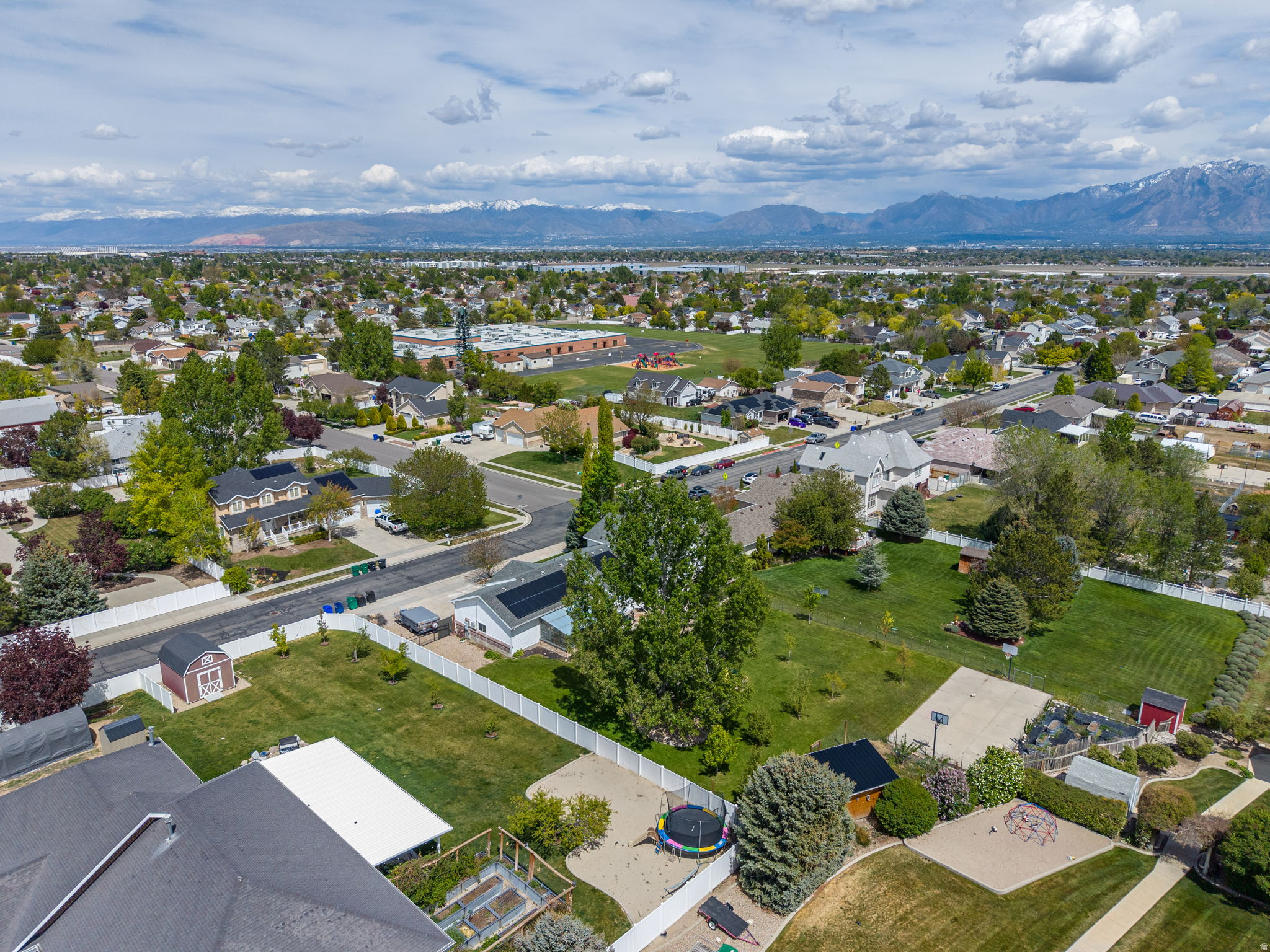 SHADOW MOUNTAIN WEST - Residential