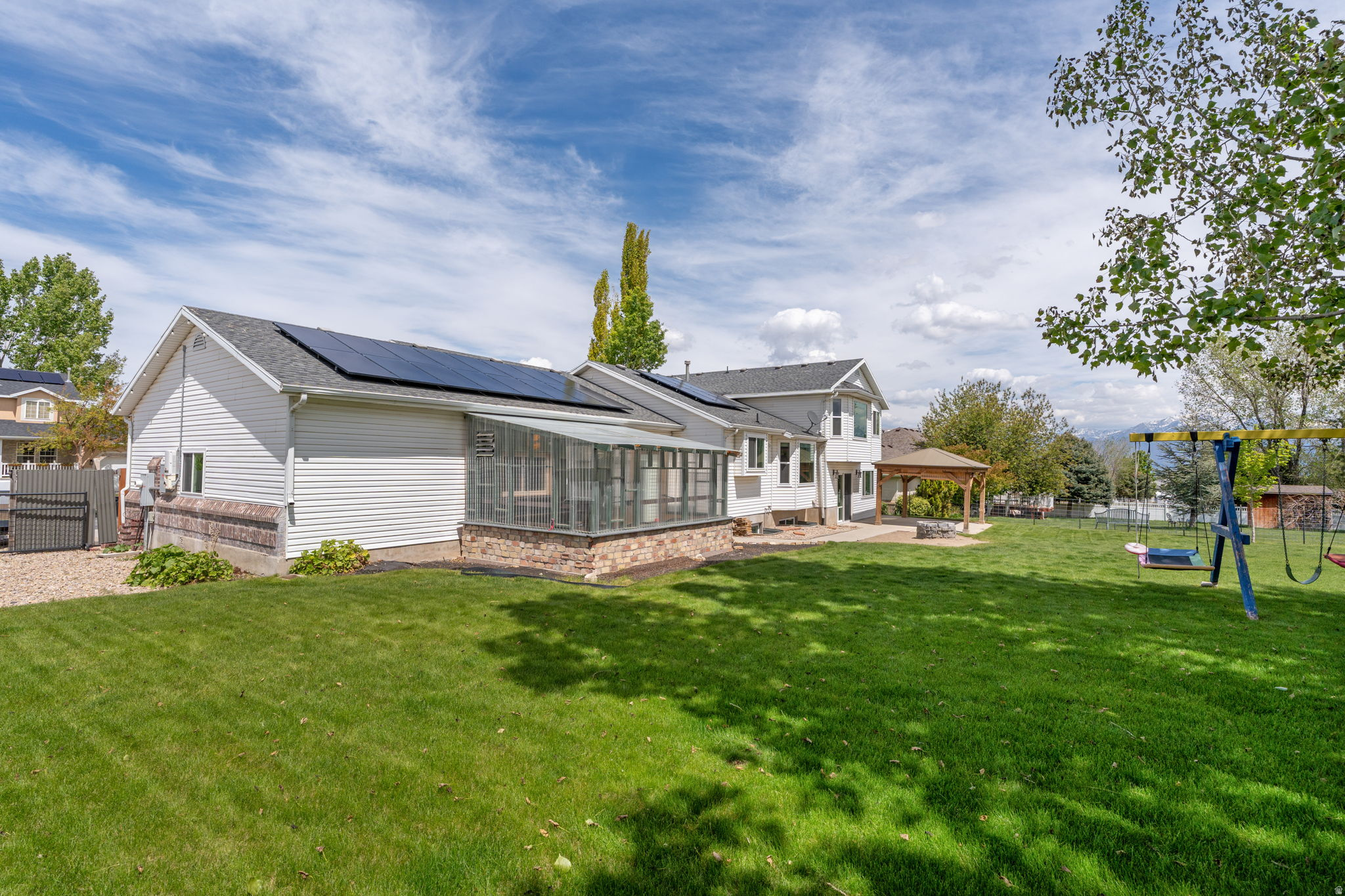 SHADOW MOUNTAIN WEST - Residential