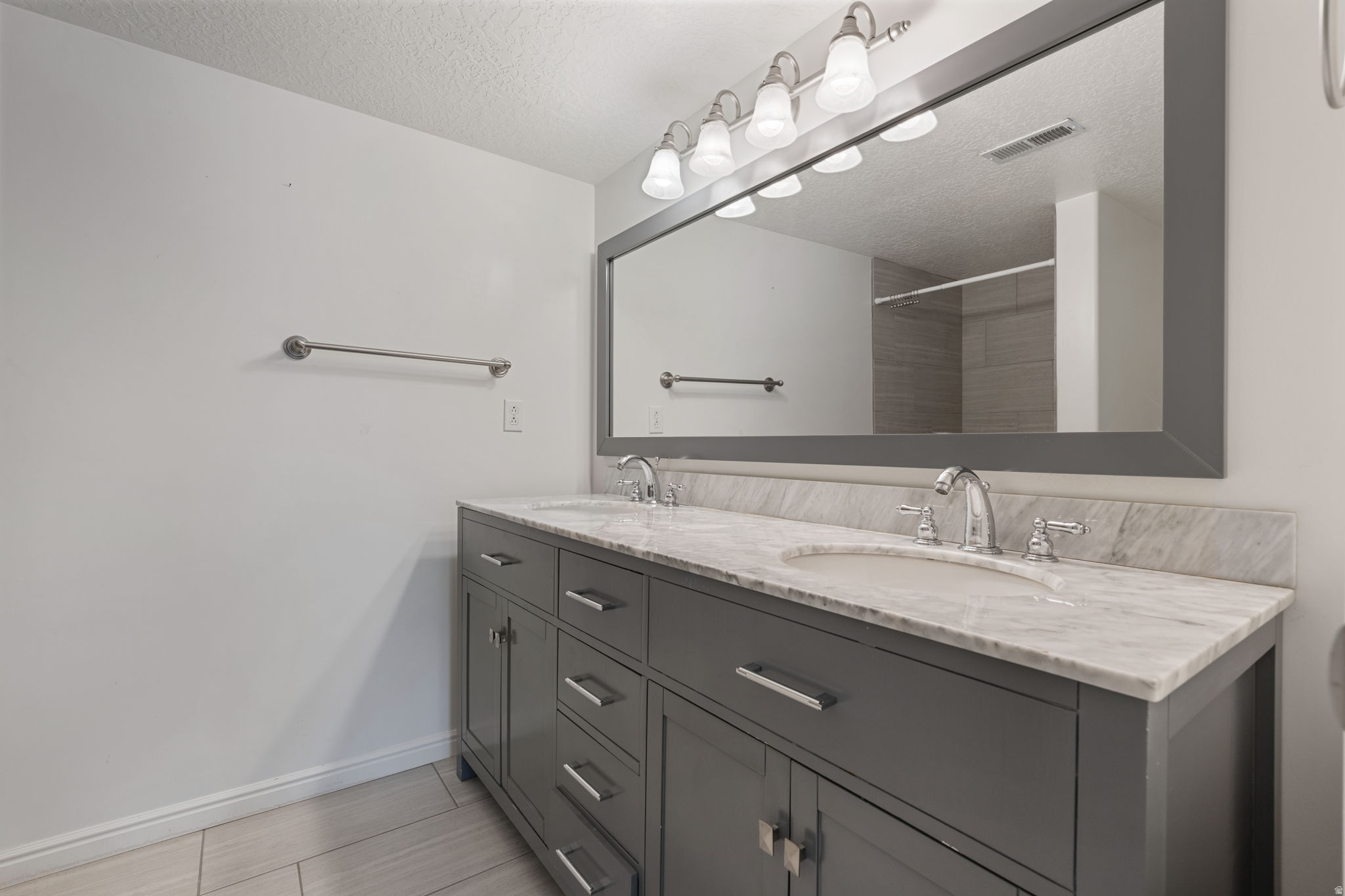 SHADOW MOUNTAIN WEST - Residential