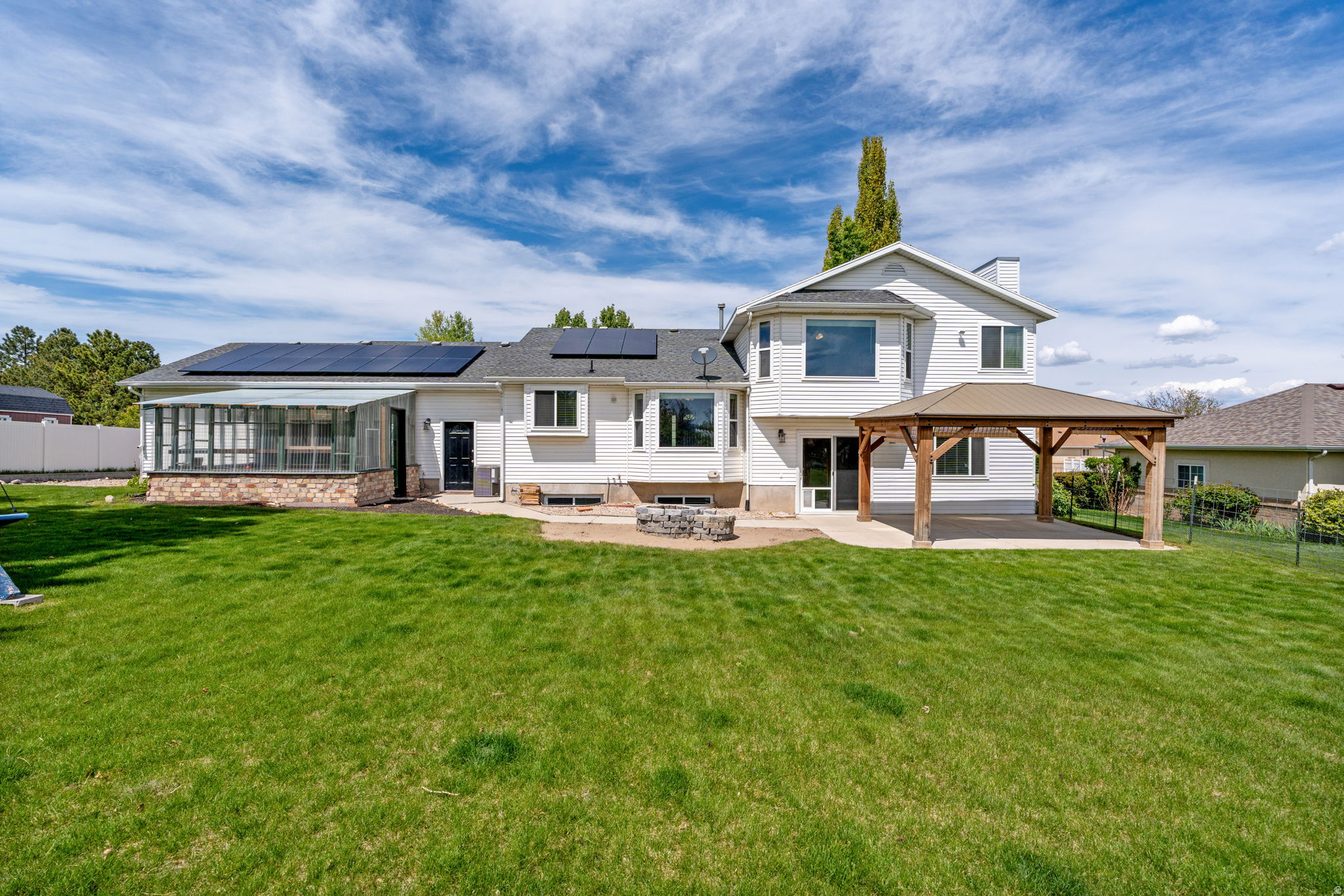 SHADOW MOUNTAIN WEST - Residential