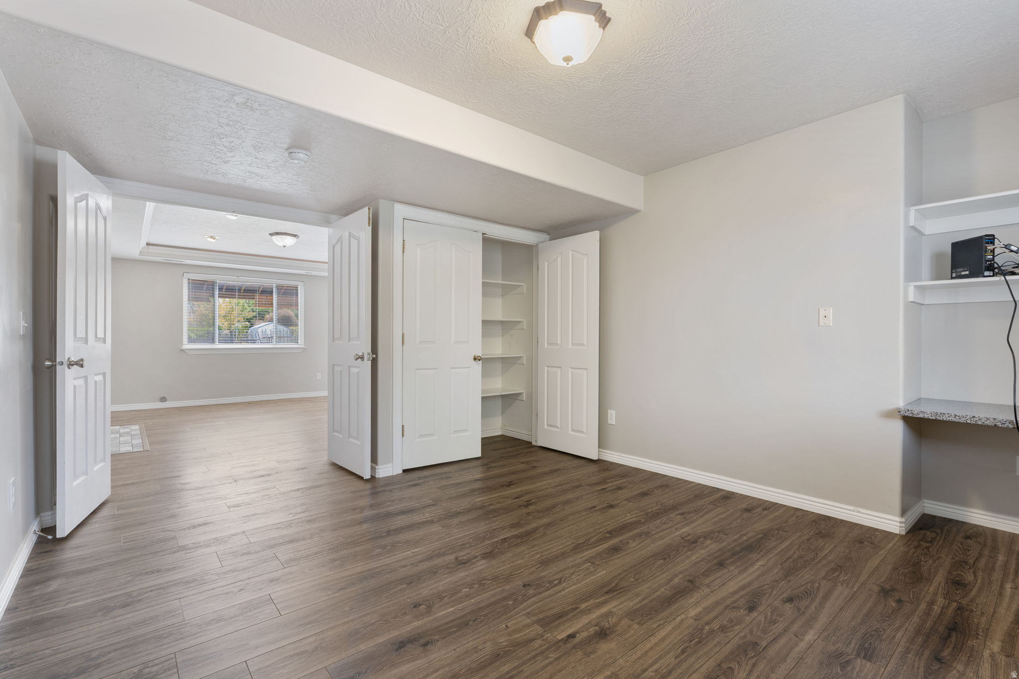 SHADOW MOUNTAIN WEST - Residential