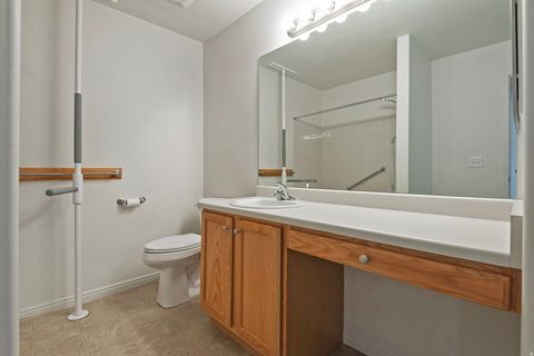 Tiny photo for 2901 W ABBEY SPRINGS CIR, West Jordan, UT 84084 (MLS # 2128047)