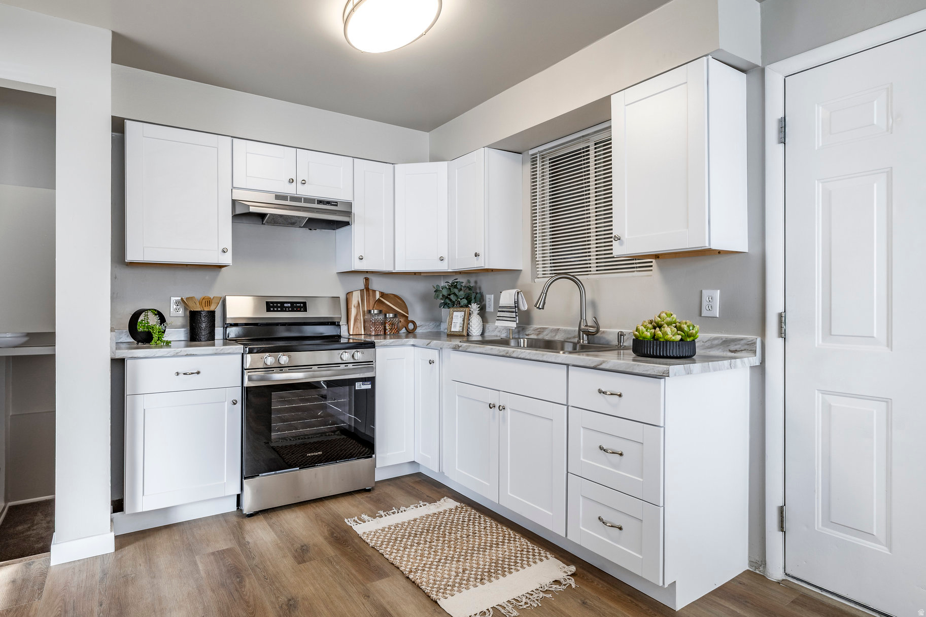 VALLEY DAWN - Residential