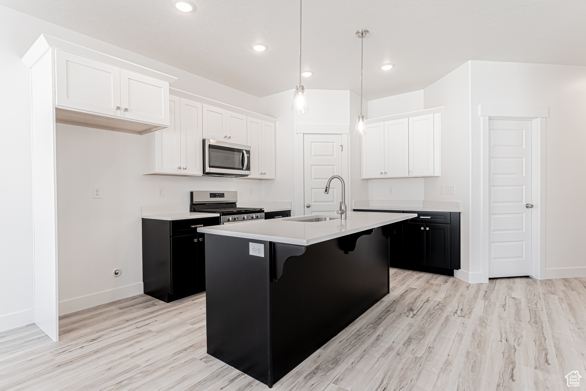 911 N Portman Way #514, Saratoga Springs, Utah image 2