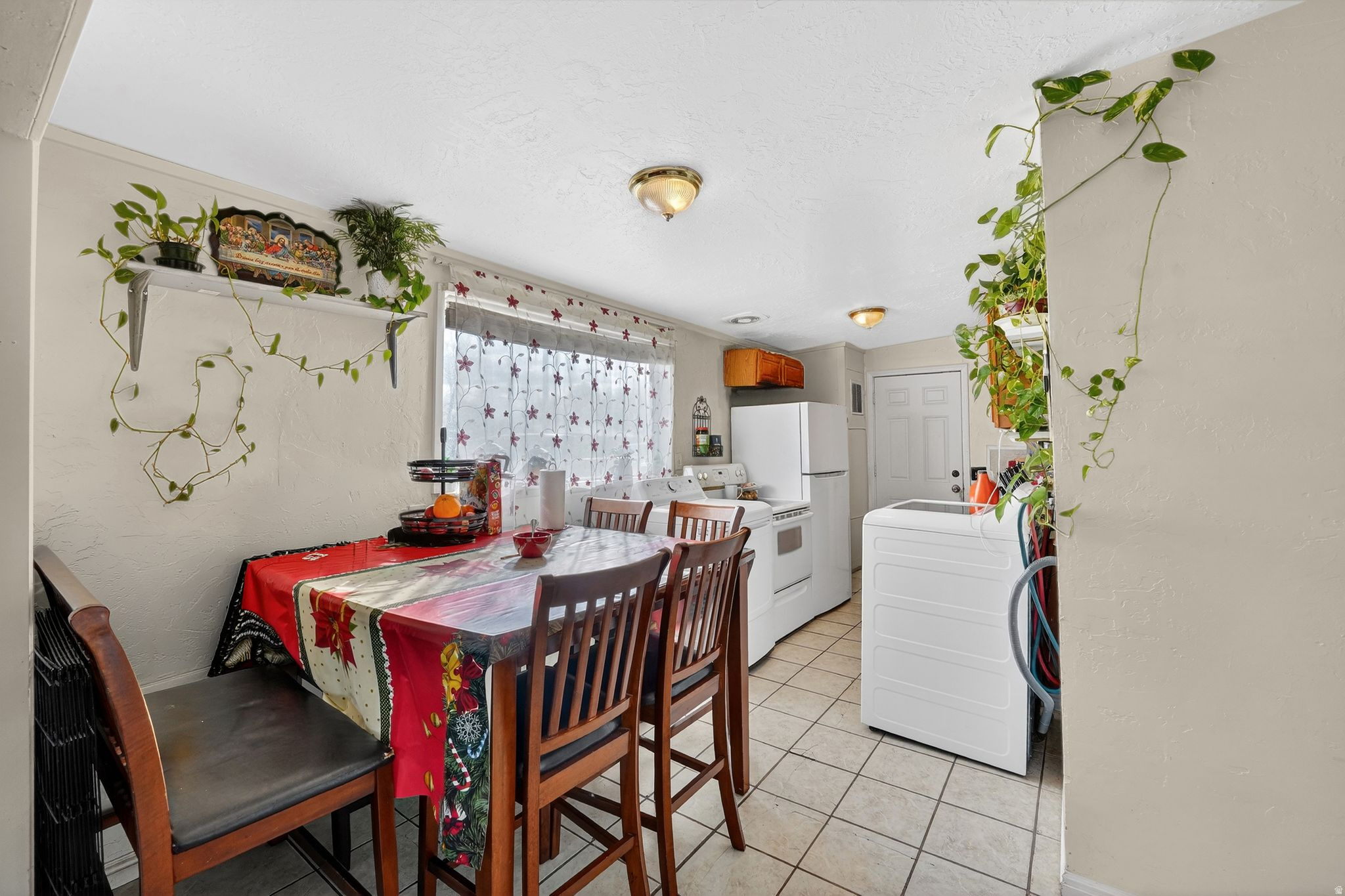 HILLSDALE - Residential