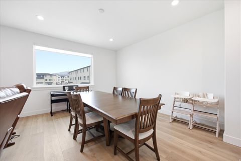 Tiny photo for 946 W 620 S, American Fork, UT 84003 (MLS # 2150836)