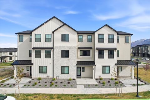 Tiny photo for 946 W 620 S, American Fork, UT 84003 (MLS # 2150836)